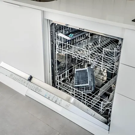 Casa Arrifana بيت للعطل *