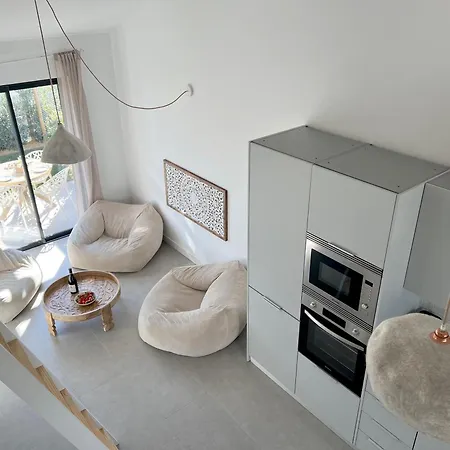 Casa Arrifana كاراباتيرا